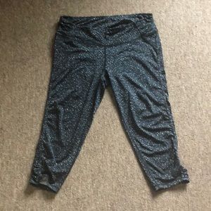 Free 2 B leggings